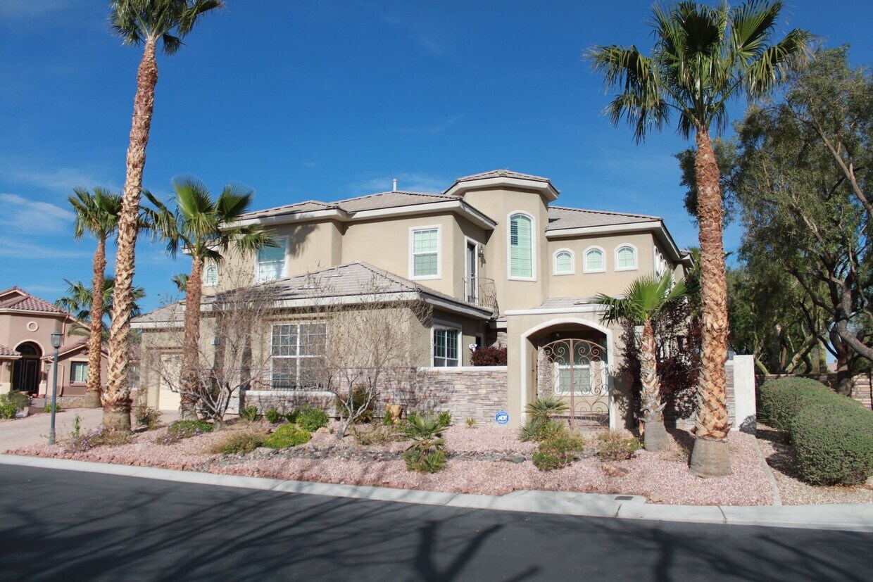 8160 Pechavez St, Las Vegas, NV 89131 House Rental in Las Vegas, NV