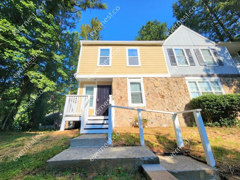 1428 W Booth Rd Ext SW, Marietta, GA 30008 House for Rent in Marietta