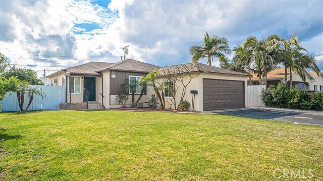 Foto principal - 14726 Flanner St