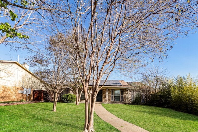 Photo - 409 Hardwood Trail House