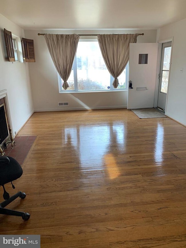 Foto del edificio - 3300 Harrell St