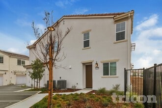 Building Photo - 10600 Barrena Lp