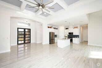 Building Photo - 114 High Point Cir