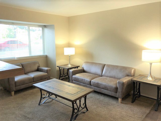 Fotografía del edificio - 151 E 300 N