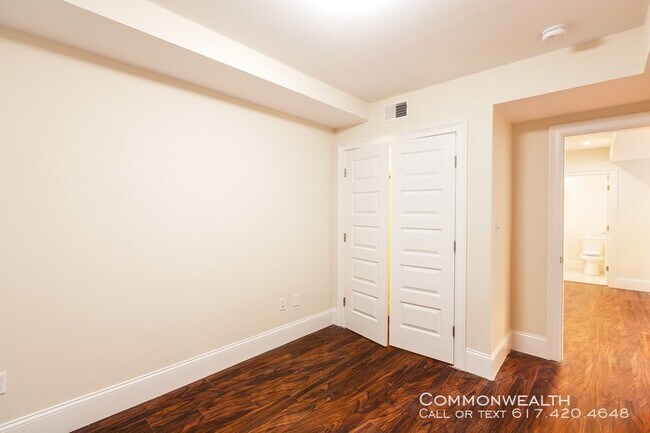 Foto del edificio - South End all new unit for 9/1 move in,