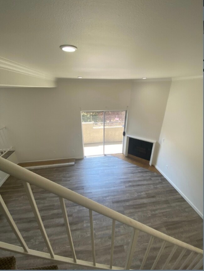 Foto del edificio - 13022 Riverside Dr