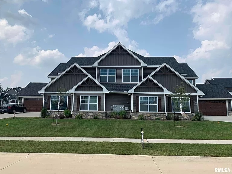 Primary Photo - 2960 Shanes Way