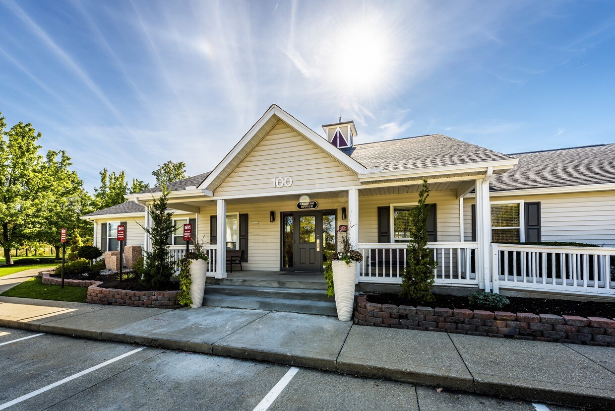 MeadowView Townhomes Rentals Goshen, OH