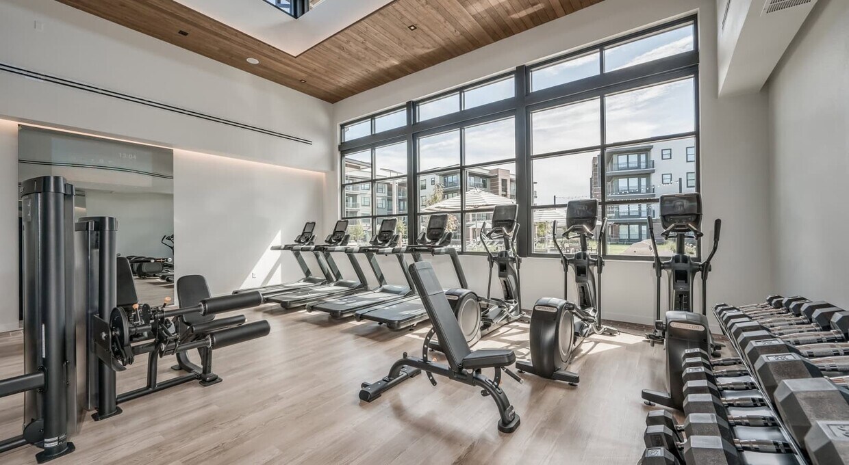 Foto del edificio - 16200 Bridgeland High School Dr