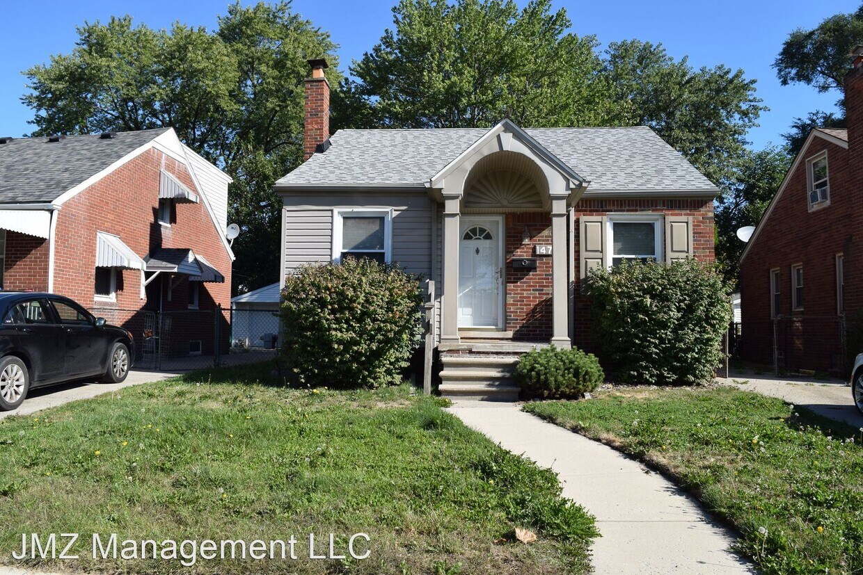 Foto principal - 3 br, 1 bath House - 14741 Lydia Ave