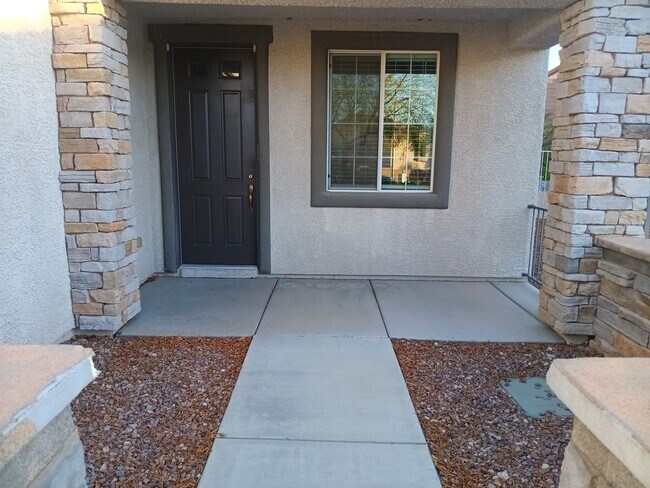 Building Photo - BEAUTIFUL 4BD/3BA SUMMERLIN HOME W/ LOFT A...