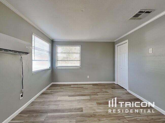 Foto del edificio - 10916 N 14th St