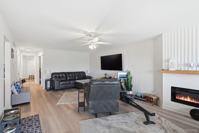 Foto del edificio - 37810 Jefferson Ave