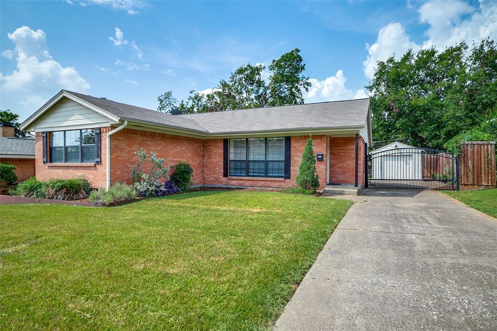 Foto principal - 851 Peavy Rd