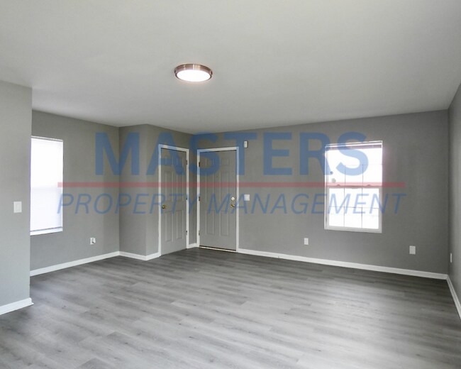 Foto del edificio - 4 Bed | 1.5 Bath | Spacious Rental Home