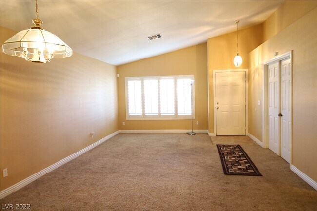 Foto del edificio - 2901 Jeffery Pines St