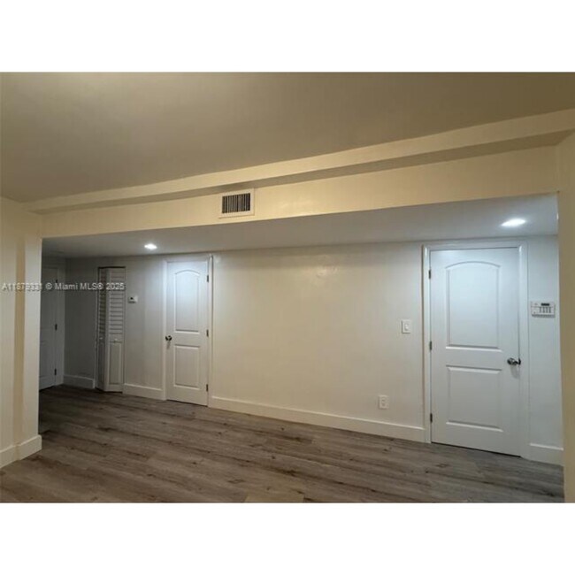 Foto del edificio - 2962 NW 46th St