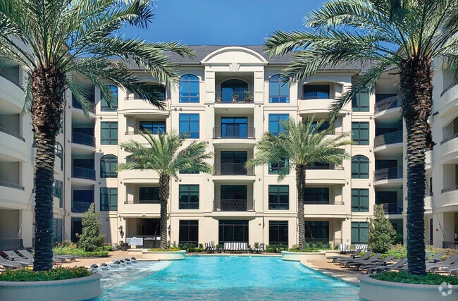 Gallery Detail: Montrose Apartments For Rent With Elevator Access Houston Tx