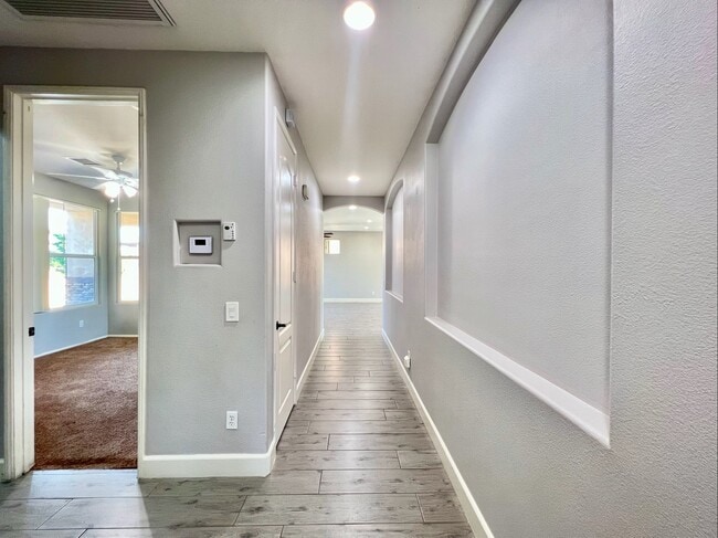 Building Photo - 81125 Avenida Fayelynne