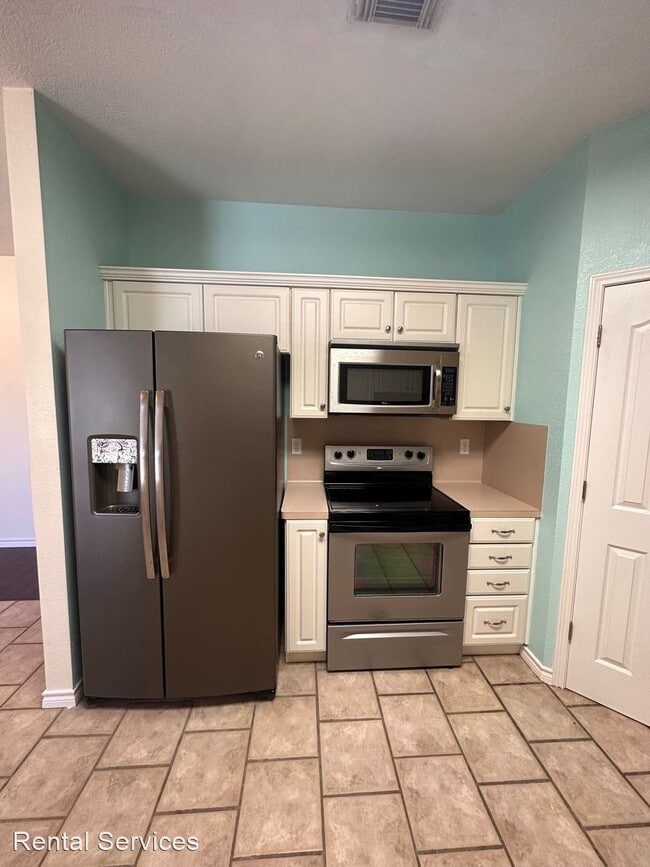 Building Photo - 3 br, 2 bath House - 115 Suncrest