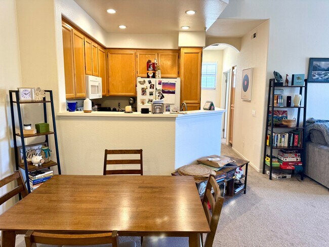 Foto del edificio - 402 Bay Berry Pl