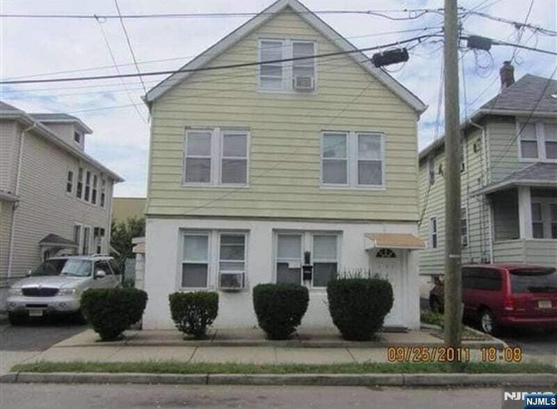 Primary Photo - 151 West St