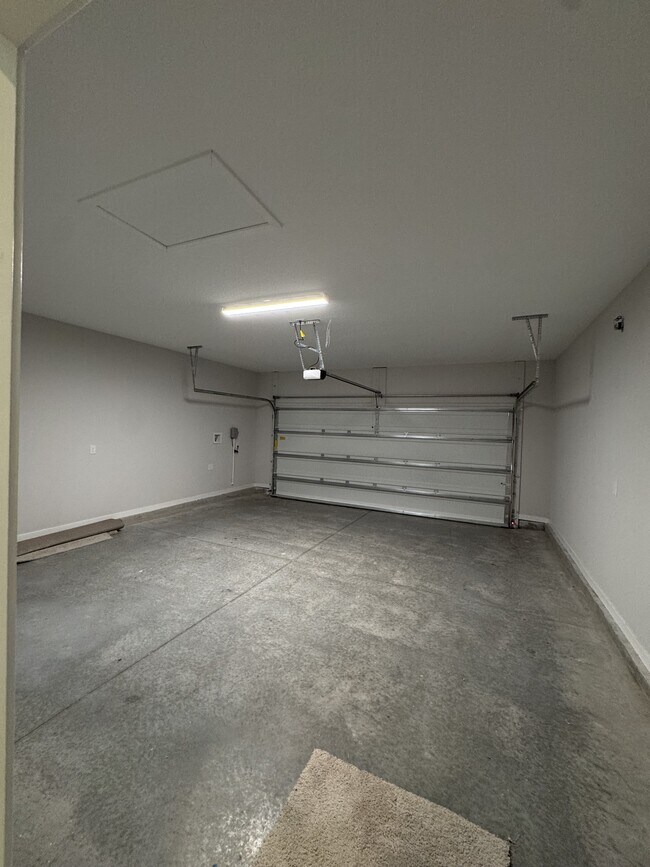 Building Photo - 96430 Stillpoint Wy