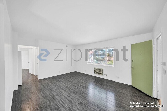 Building Photo - 837 S Sierra Vista Ave