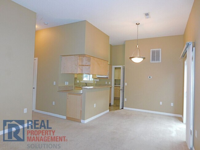 Foto del edificio - 9323 SW 1st Ave