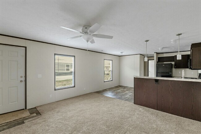 Foto del edificio - 5136 Canterbury Ave
