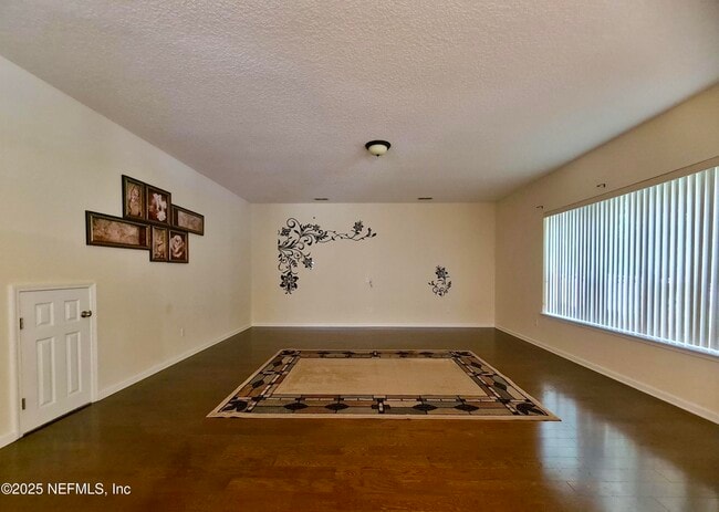 Building Photo - 300 Candlebark Dr