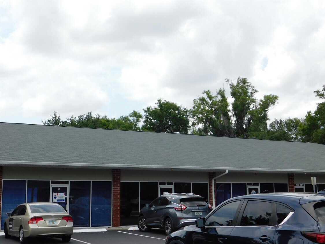 Primary Photo - 100 Alexandria Blvd