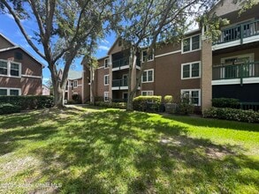 Building Photo - 7667 N Wickham Rd