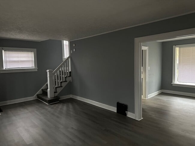 Building Photo - Coming Soon-Large house with fresh paint &...