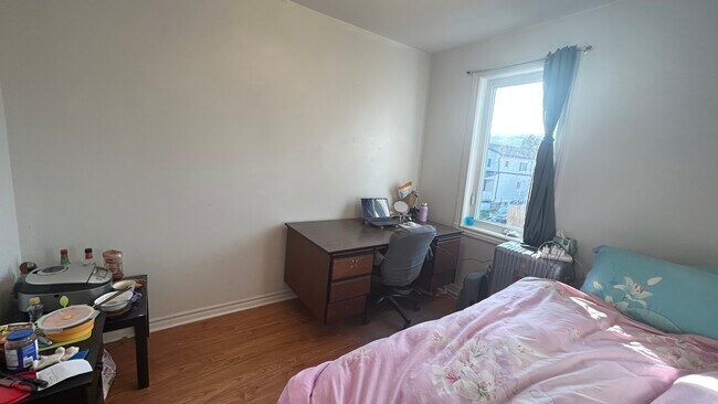 Photo du bâtiment - 24 Ward Av