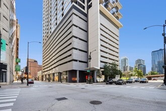 Building Photo - 235 W Van Buren St