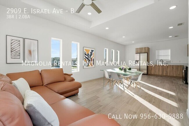 Foto del edificio - 2909 E Israel Ave