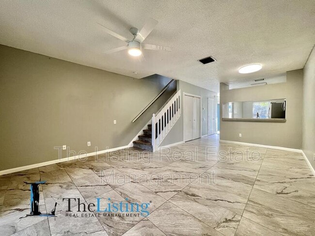 Building Photo - 5936 Bayside Key Dr