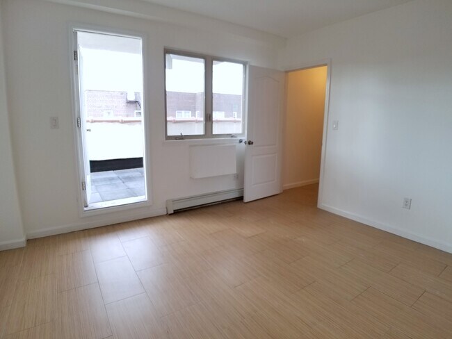 Building Photo - 379 Lefferts Ave