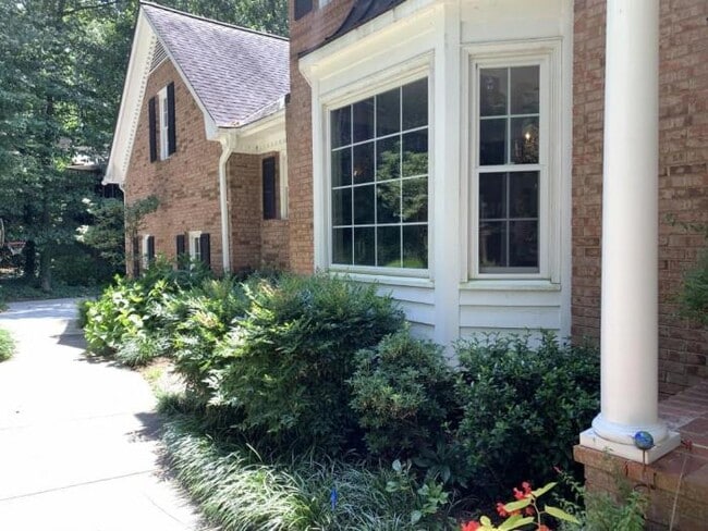 Building Photo - 5 bedroom in Marietta GA 30068