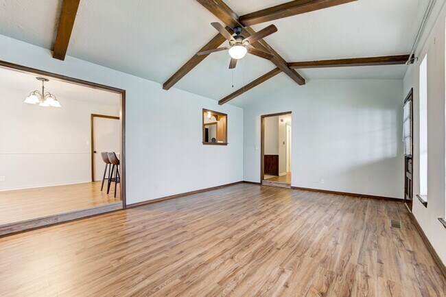 Building Photo - 1336 Atlanta Cir