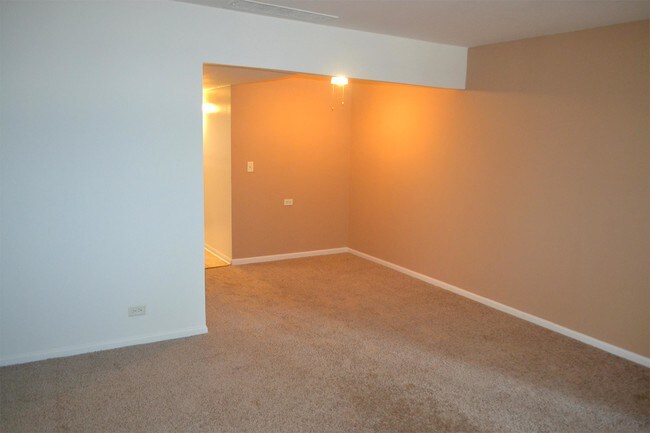 Foto del edificio - 550 Seegers Rd