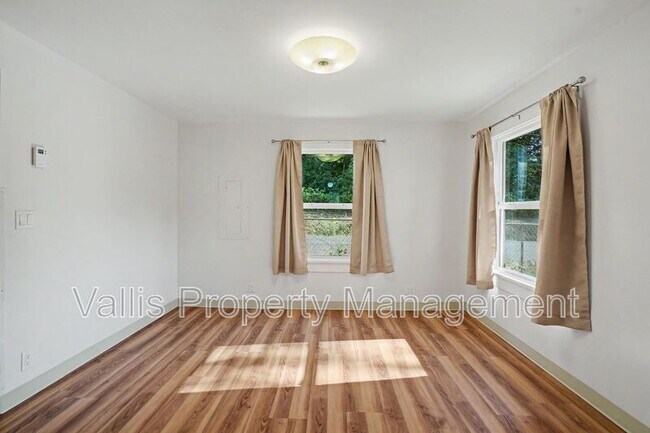 Foto del edificio - 30645 Fisher St