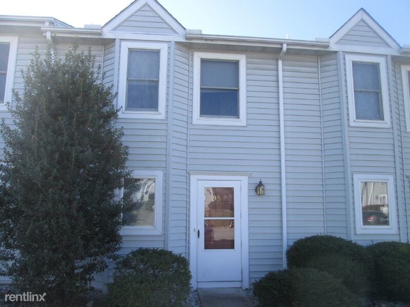 Primary Photo - 2 br, 1.5 bath Townhome - 955 Orchard Drive