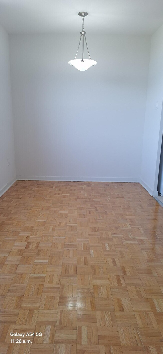 Photo du bâtiment - Benville Court Apartments