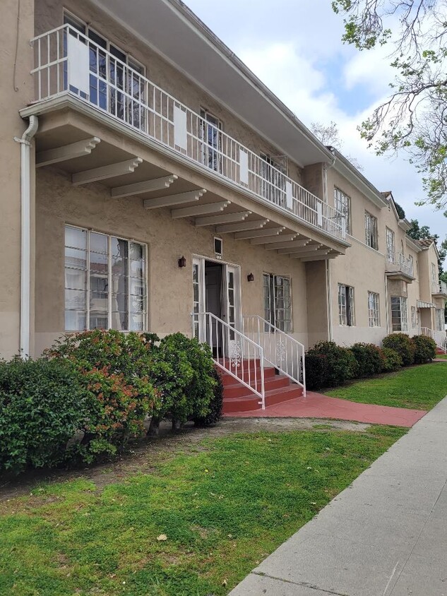 Primary Photo - 4180 Garthwaite Ave