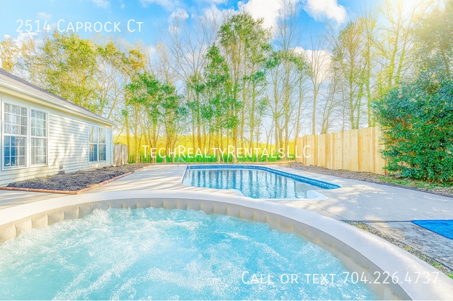 Foto del edificio - 2514 Caprock Ct