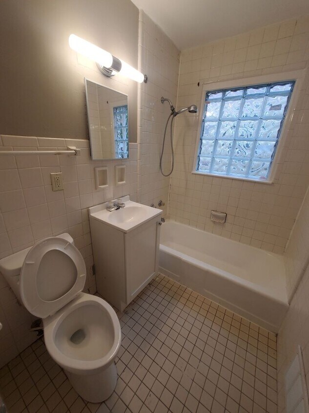 Foto del edificio - 4047 N 84th St