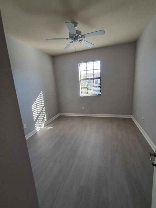 Foto del edificio - 10312 Wellington Parc Dr