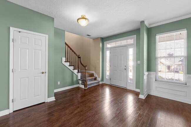 Building Photo - 832 Prairie Ln